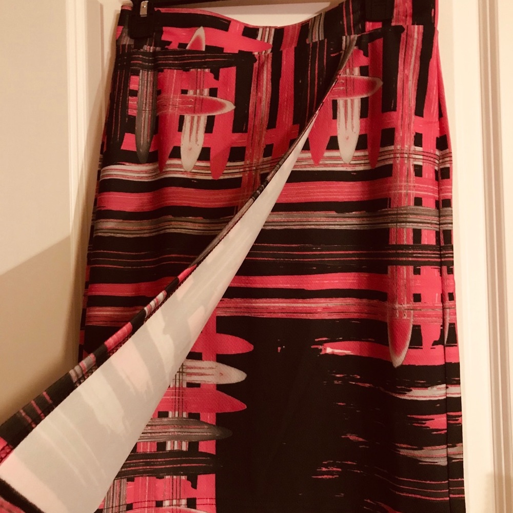 SALE‼️Stylish Pencil  asymmetrical skirt.💝